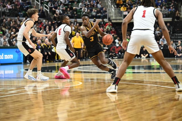Orchard Lake St Mary's vs North Farmington MHSAA Division 1 title -- Scott Hasse4